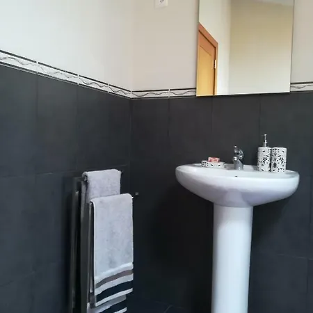 Casa Serra Da Lapa * Viseu